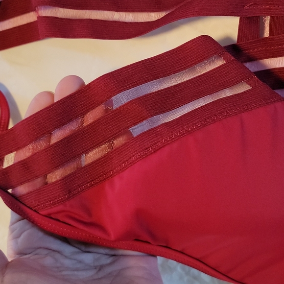 Bathing suit - Picture 2 of 4